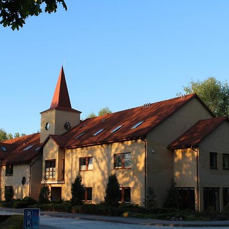 Отель Uroczysko Porszewice - Osrodek Konferencyjno-Rekolekcyjny Пабьянице Экстерьер фото