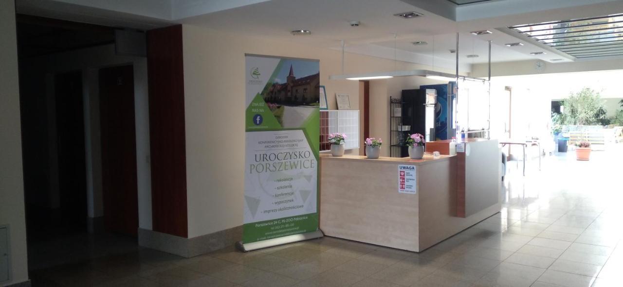 Отель Uroczysko Porszewice - Osrodek Konferencyjno-Rekolekcyjny Пабьянице Экстерьер фото